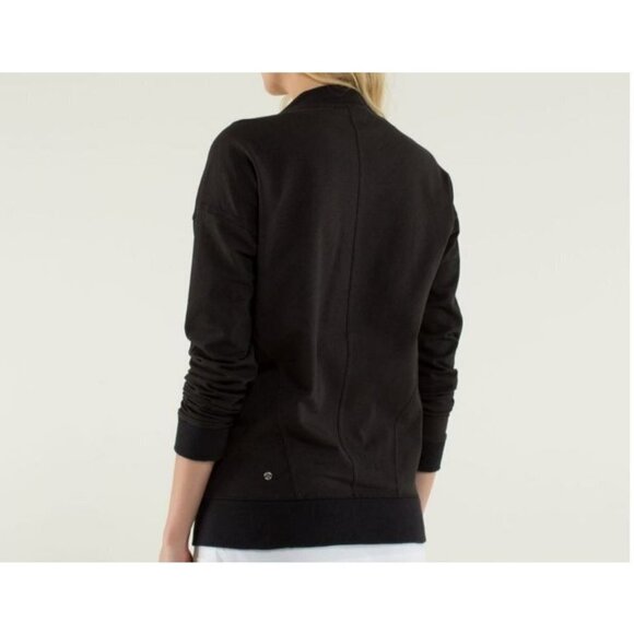 Lululemon Mula Bundle Wrap Black Asymmetrical Jacket Full Zip Moto Womens 6 or 8 - Picture 2 of 8